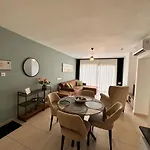 Flat In Kyrenia, Cyprus Апартаменты *